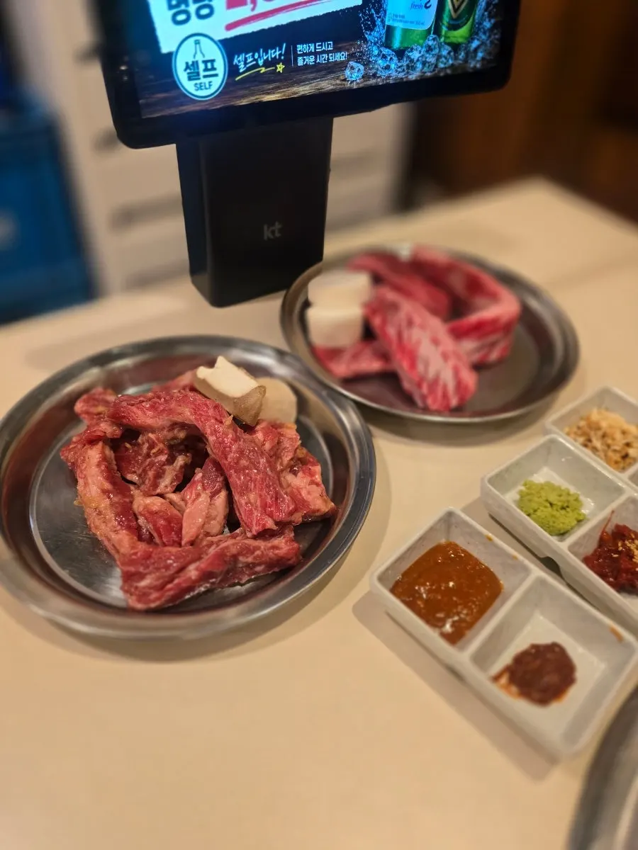 Plate of raw mixed beef galbi ordered