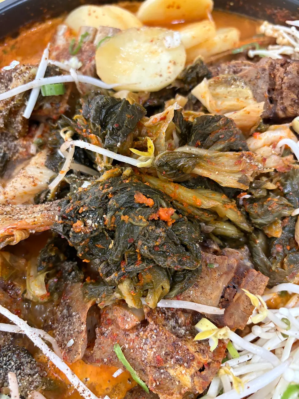 매일 아침 고아낸 뼈육수 안내문