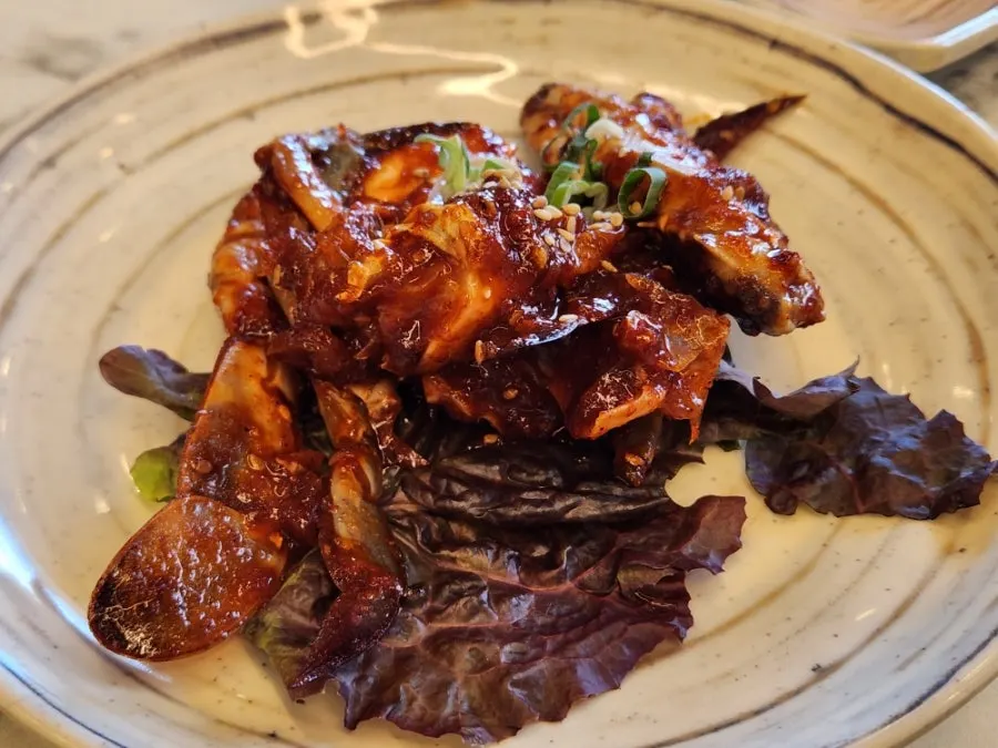 Basic side dishes served with the beef short rib set