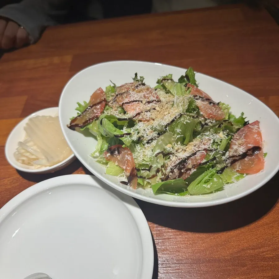 The pre-meal salad