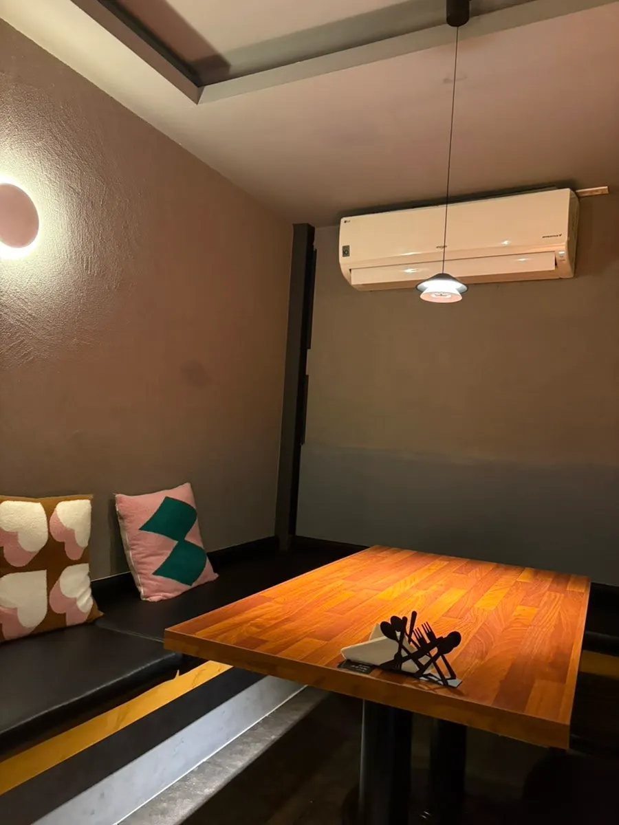 Adam's interior atmosphere, great for a date