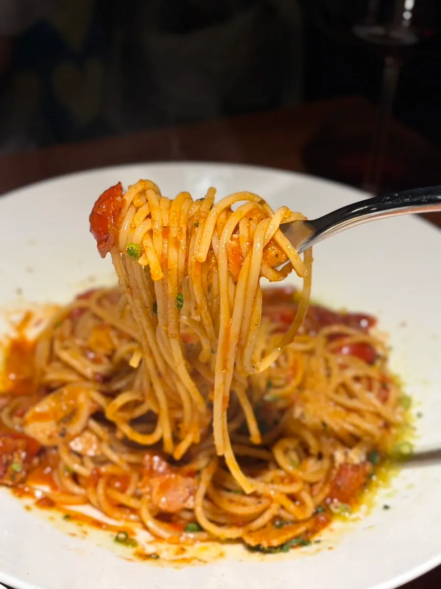 Fresh tomato pasta