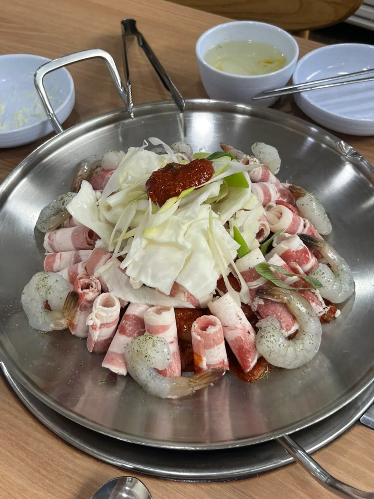 Signature Hwasae photo at Jeonju Jjukkumi Sinhwa Ajung-ri Main Branch