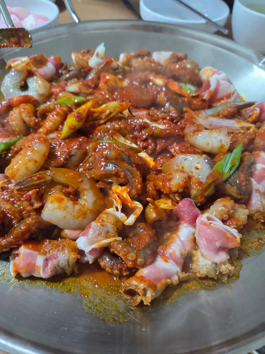 서비스로 나온 부들부들 계란찜