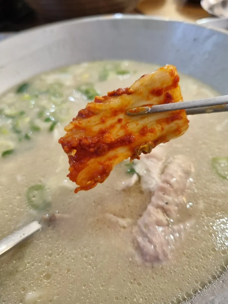 언양닭칼국수 송천동에코시티점 안내판