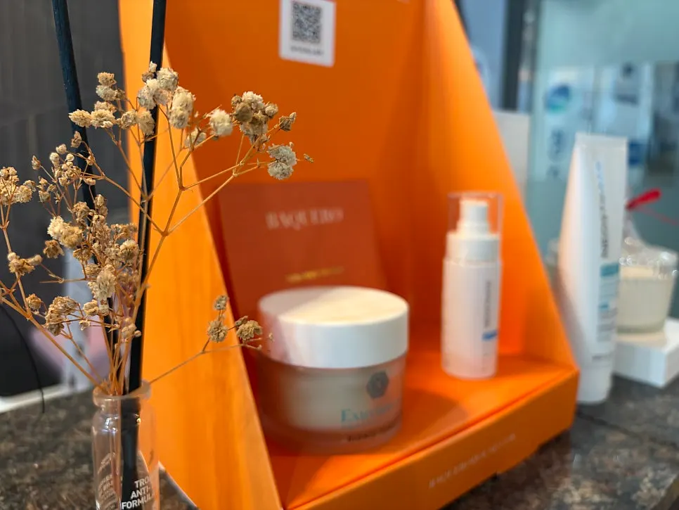Consultation process checking skin condition