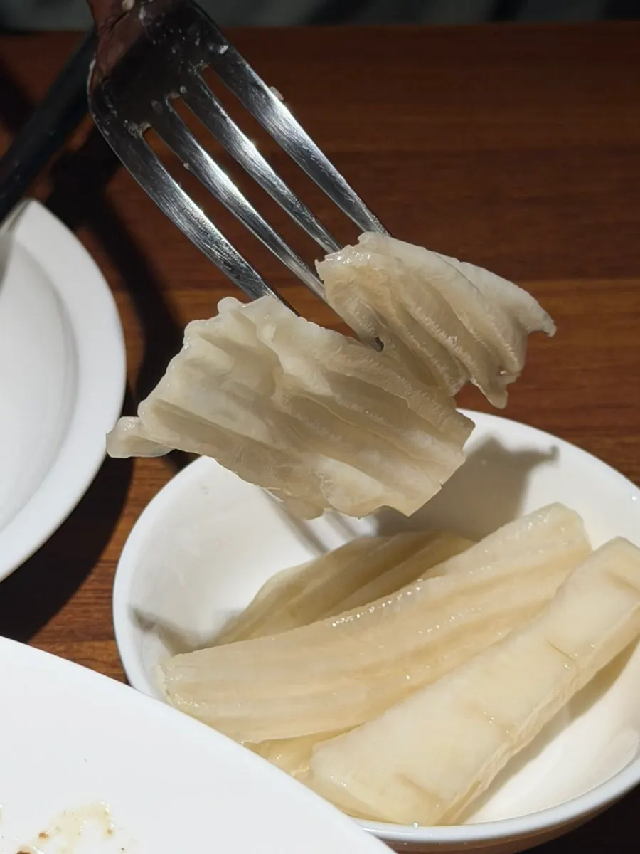 포테이토칩처럼 썬 아담 피클