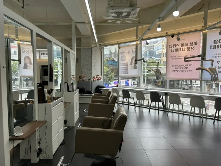 広いラニヘア店内