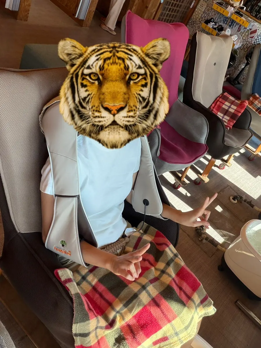 Resting at the window seat during the foot bath