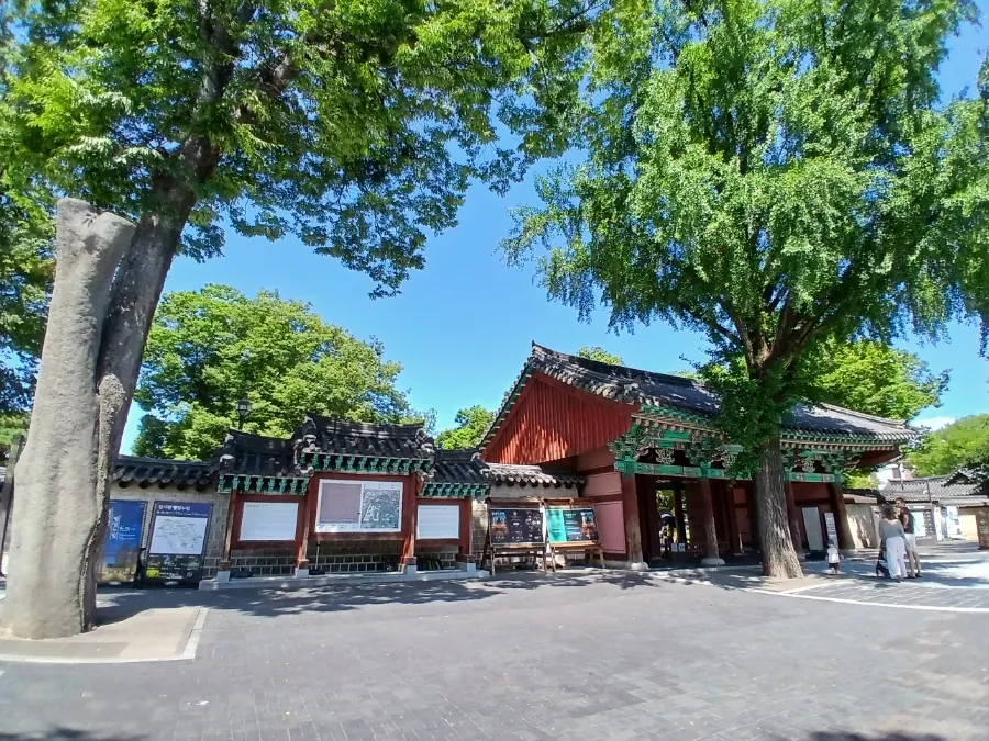 전주 한옥마을 경기전 전경