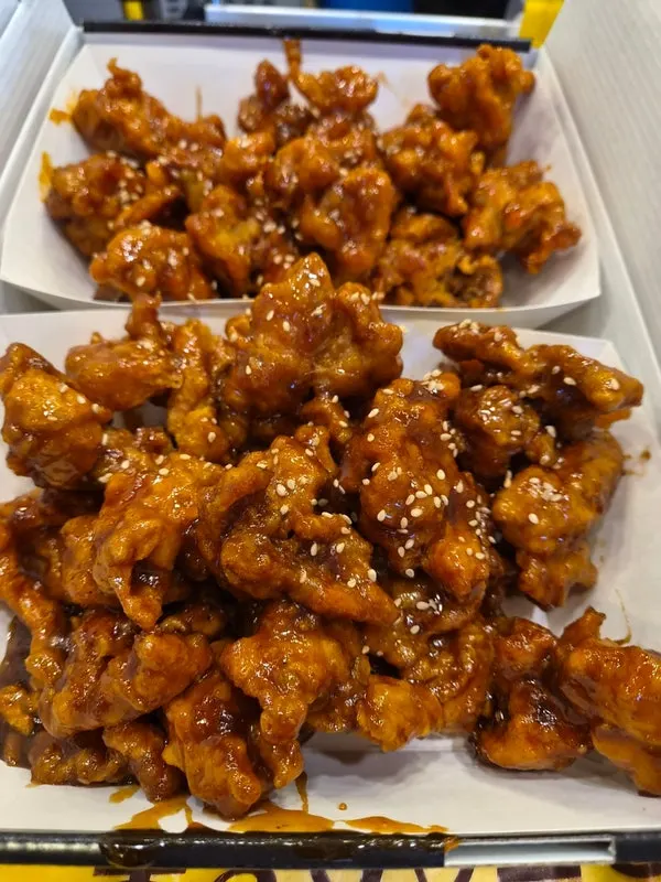 Close-up of the half-and-half dakgangjeong order