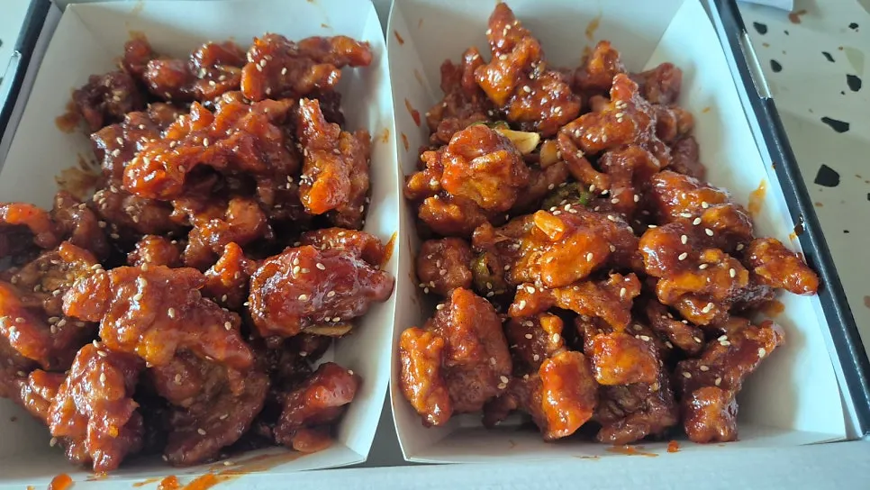 야식으로 즐기기 좋은 순살 닭강정