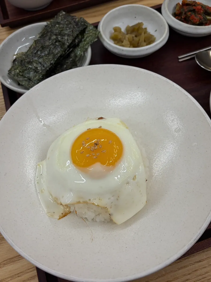 매장에서 판매하는 게장 선물세트