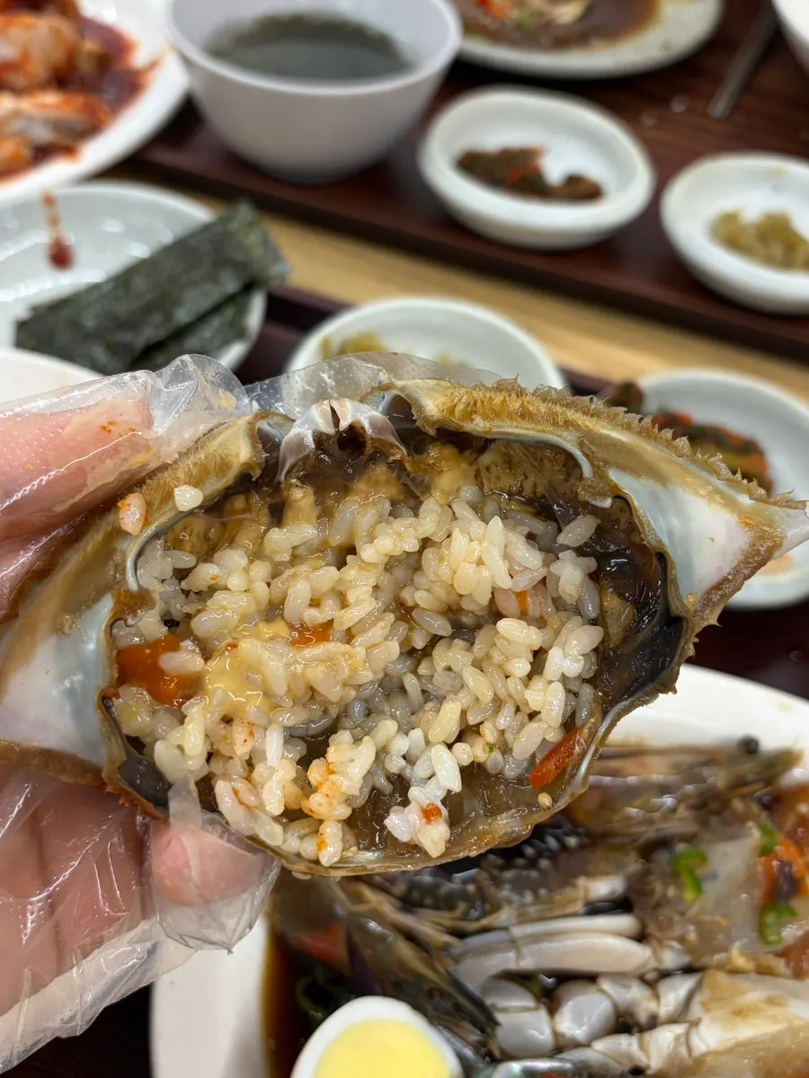 계란밥에 비벼 먹는 간장게장