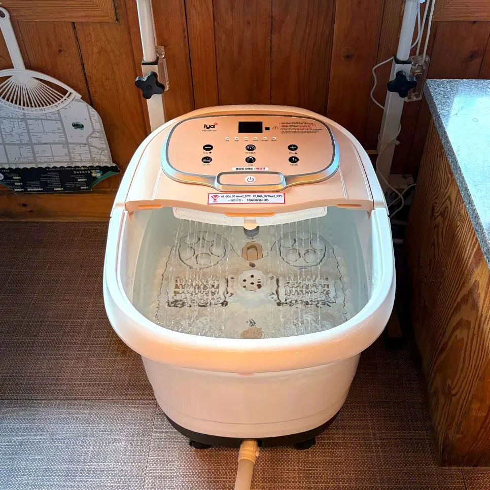 A 30-minute foot bath break in the middle of a trip