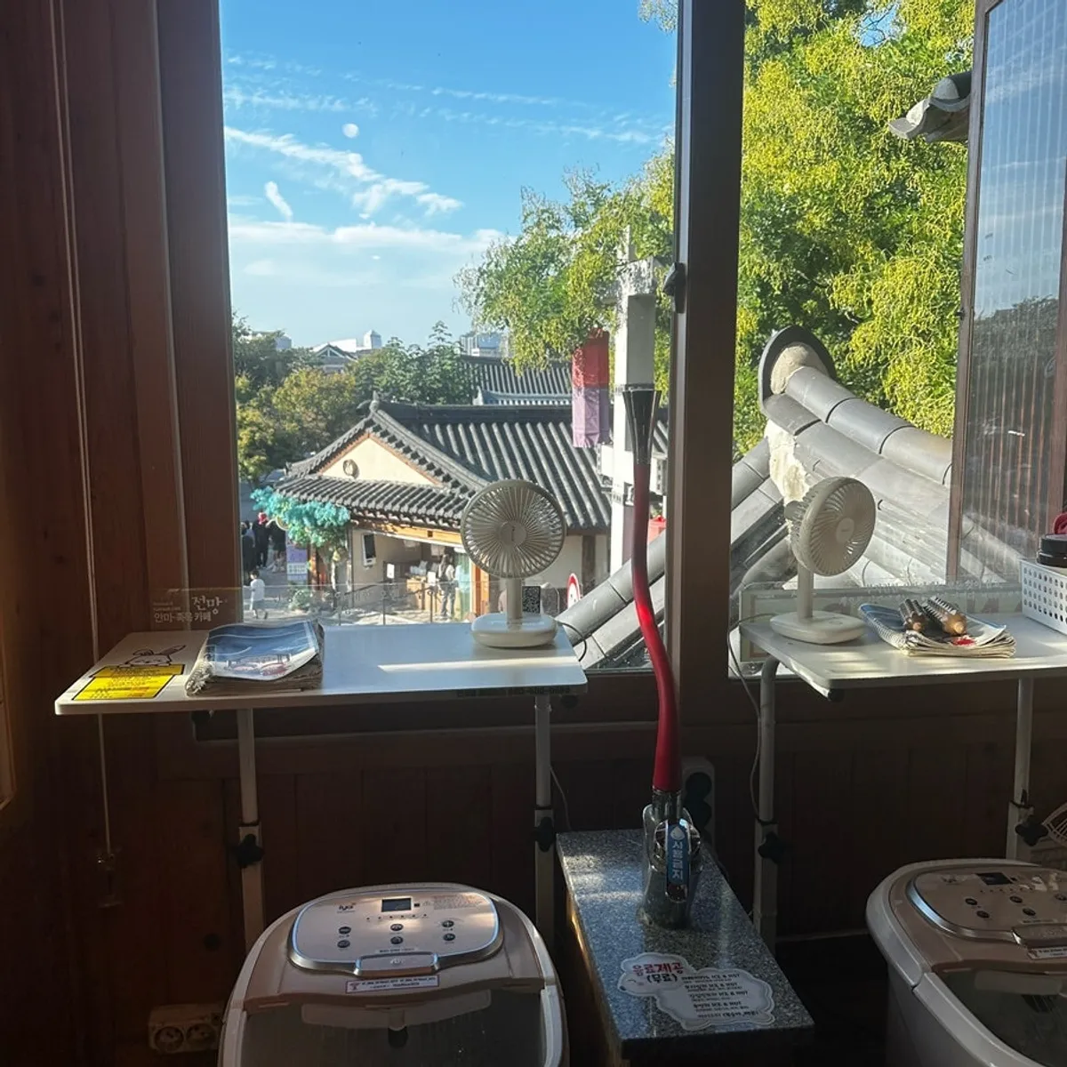 Foot bath machine and mini fan at a separate side seat