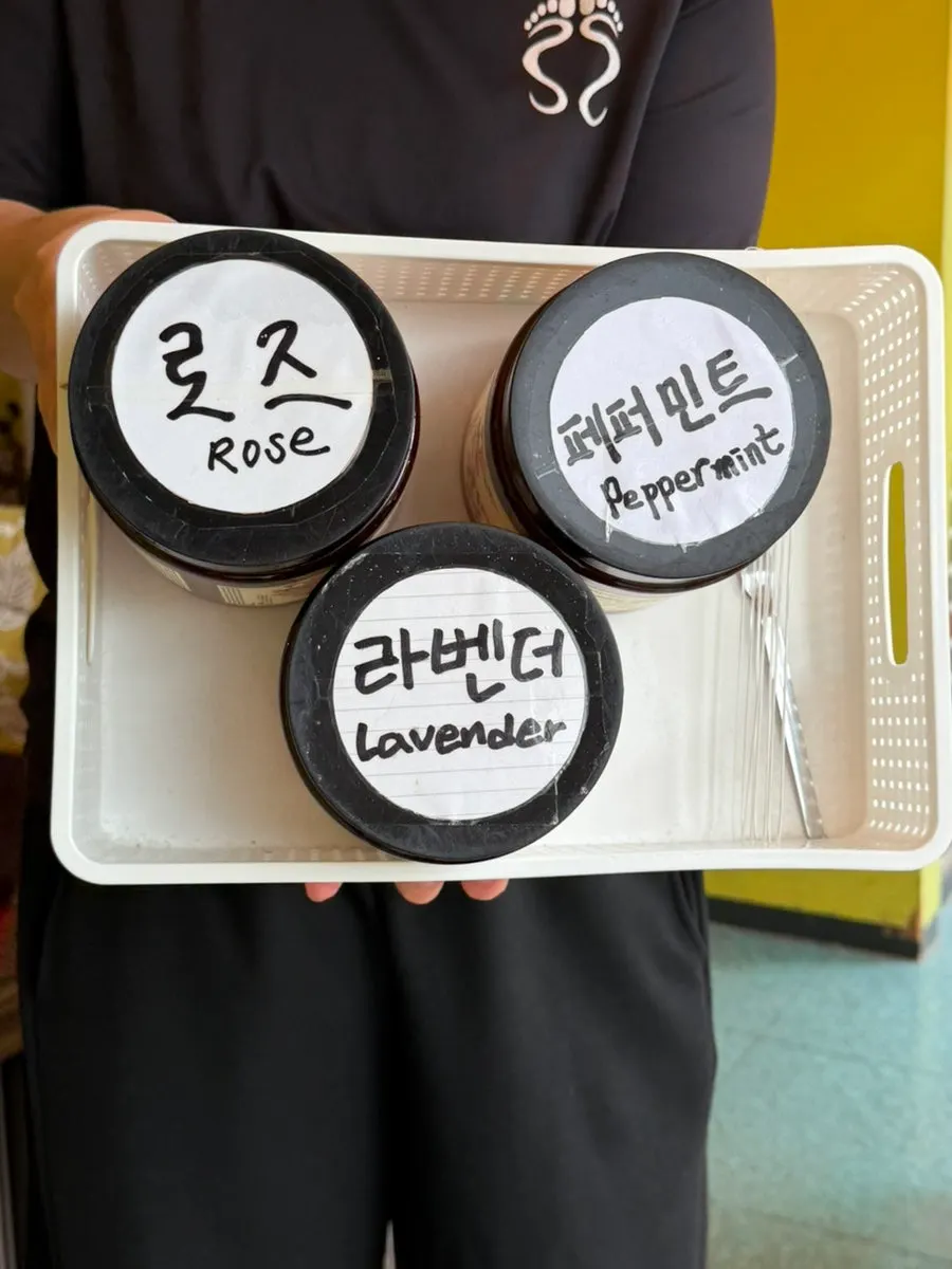 족욕과 안마를 함께 받을 수 있는 좌석