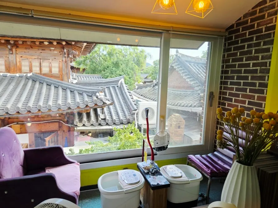 Hero image of Anma Jogyok Cafe Manjok in Jeonju Hanok Village