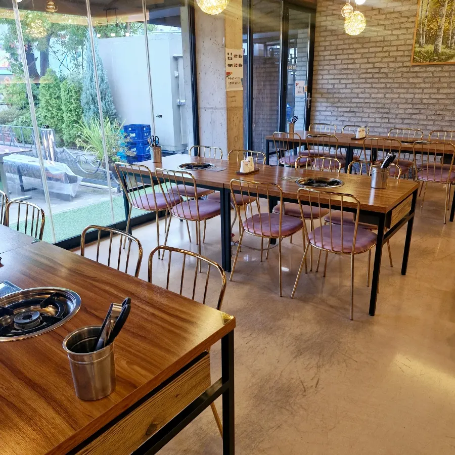 한옥마을 제1공영주차장 후문 근처 가게 입구