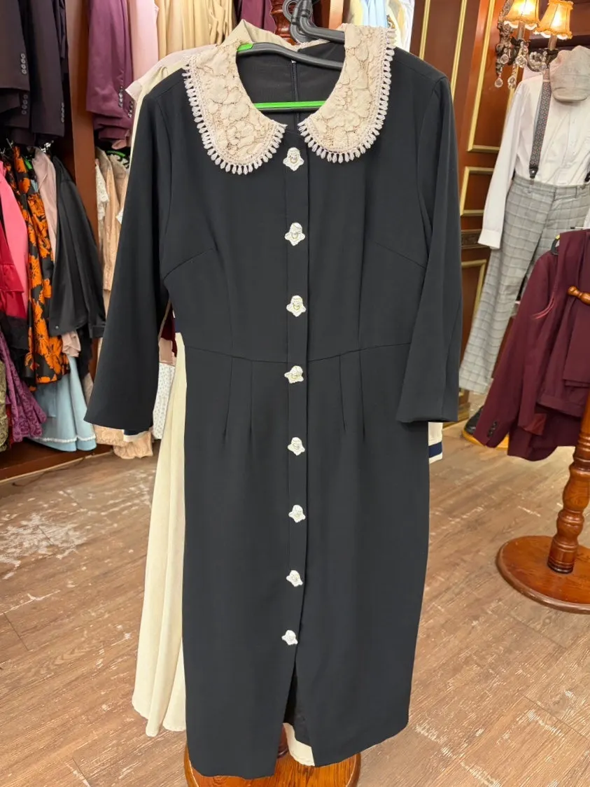 The first Gyeongseong dress tried on