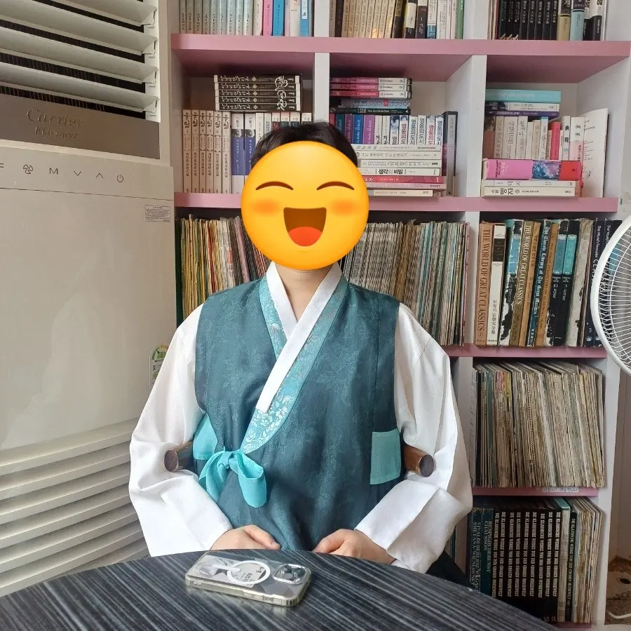 LP카페에서 한복 입고 마신 음료