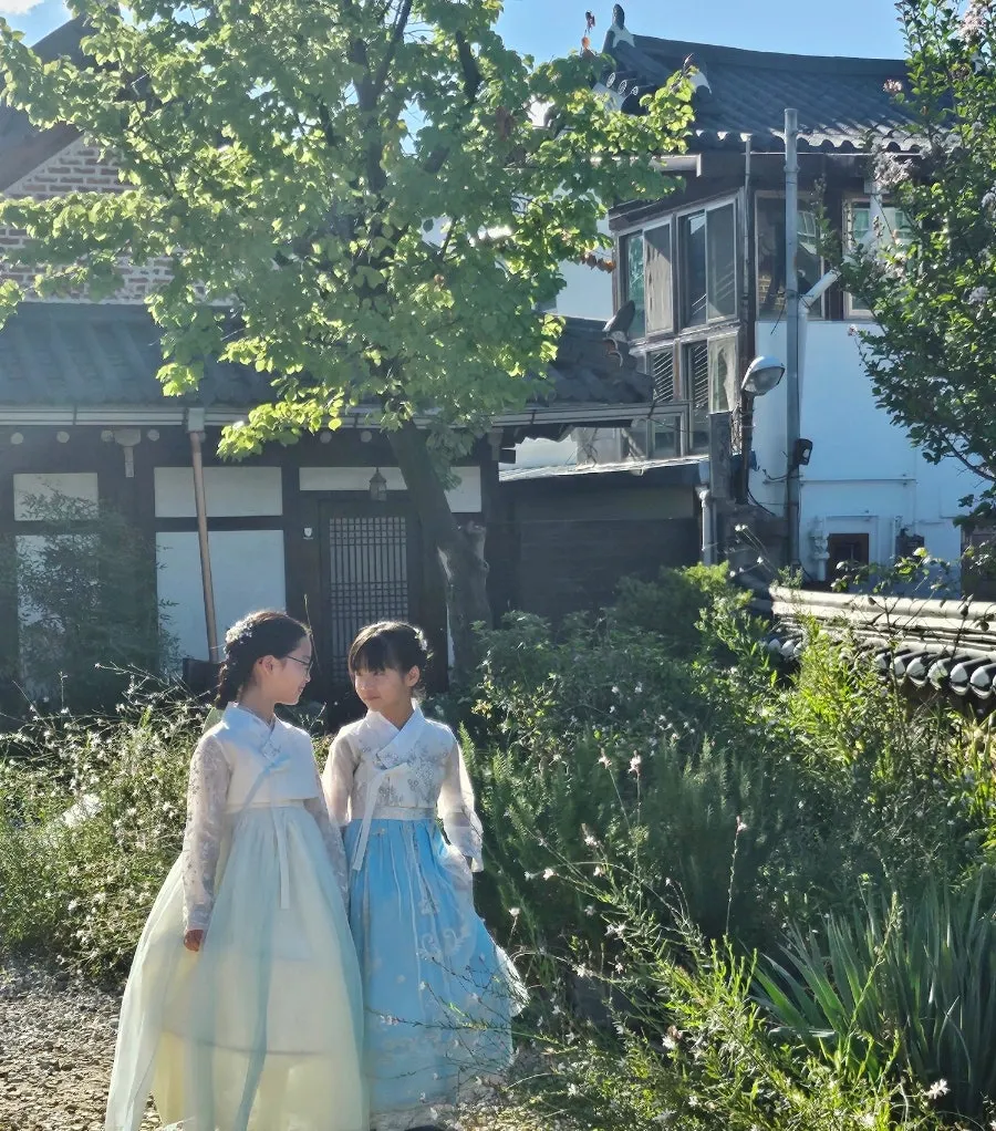 Child’s hanbok hairstyle
