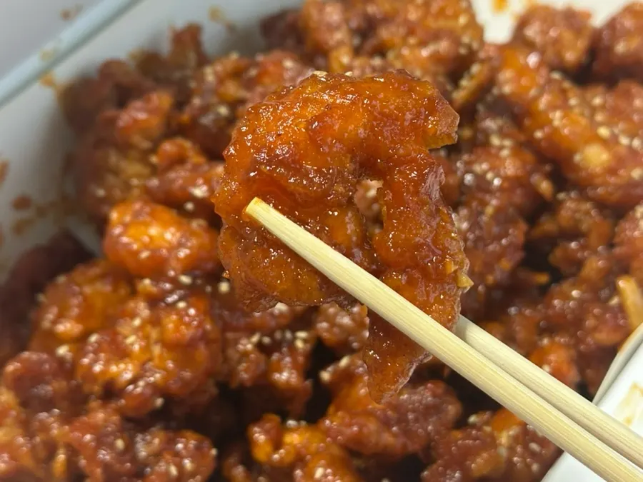 Medium-size dakgangjeong takeout loaded with shrimp gangjeong