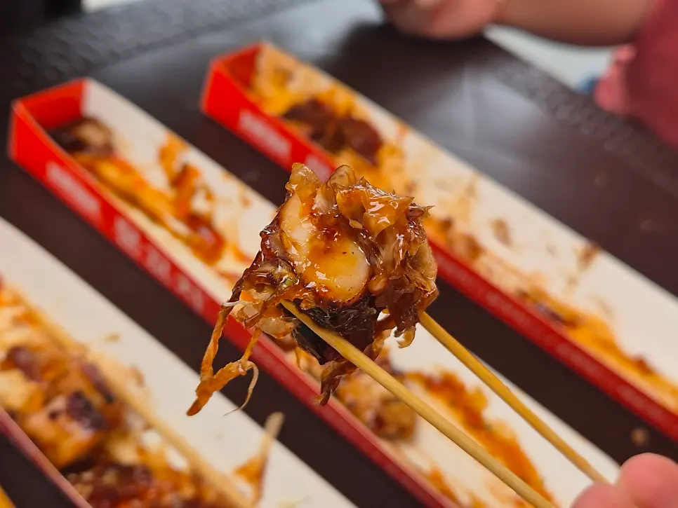 Teriyaki chicken skewer with charred flavor