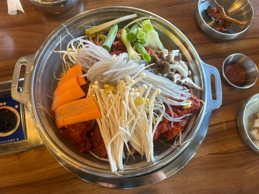 당면 추가해 끓인 물갈비 전골