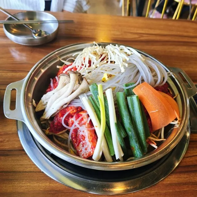 Galbi hot pot on the burner