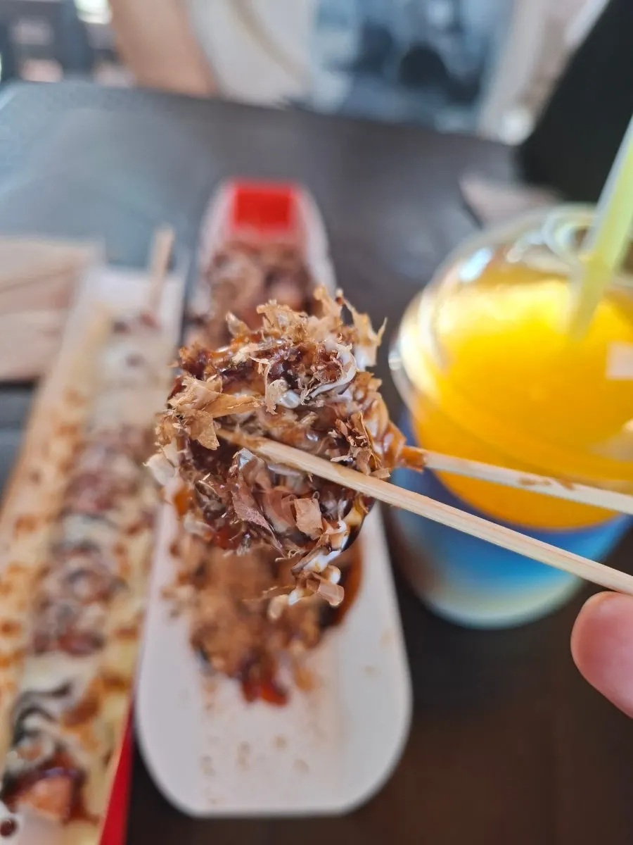 Octopus skewer with large-cut octopus pieces