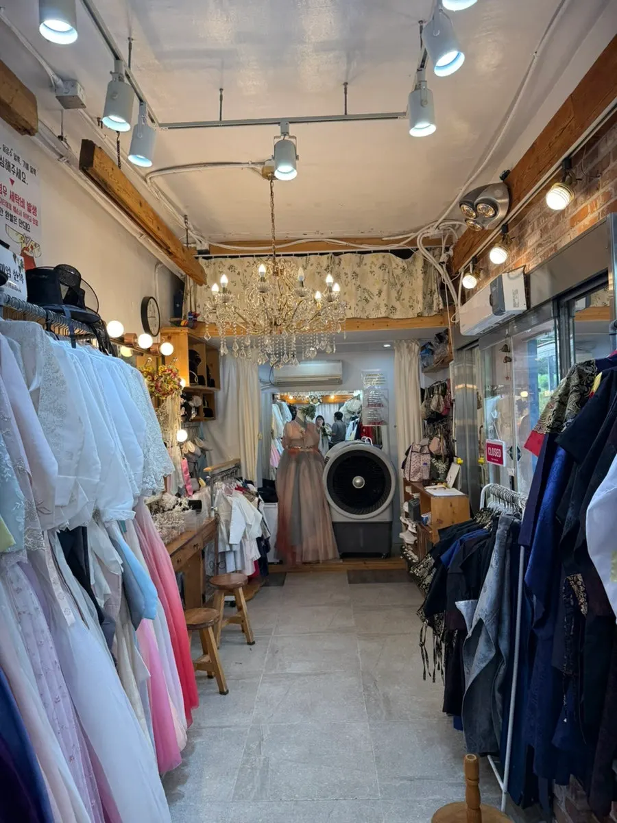 Inside Gwijok Uisangsil hanbok rental shop