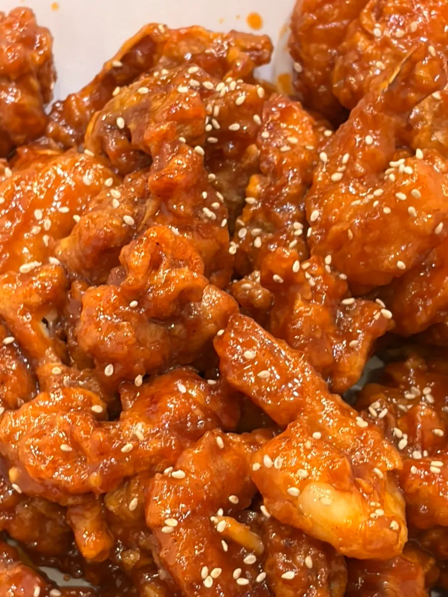 Dakgangjeong enjoyed as a beer snack