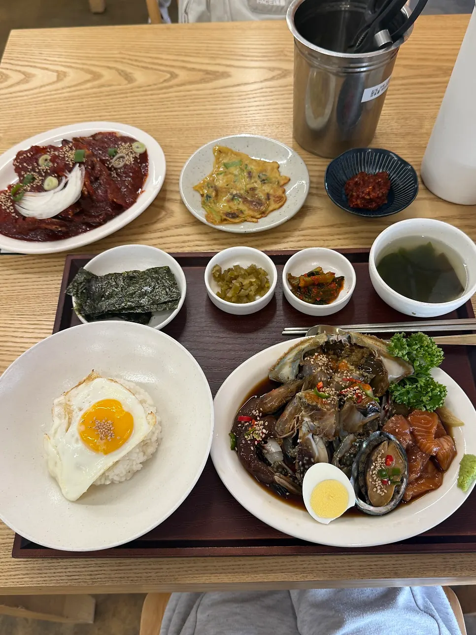 Visit photo at Hanjamae Ganjang Gejang in Jeonju Hanok Village