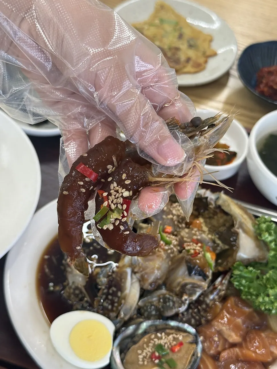 Plump soy sauce shrimp
