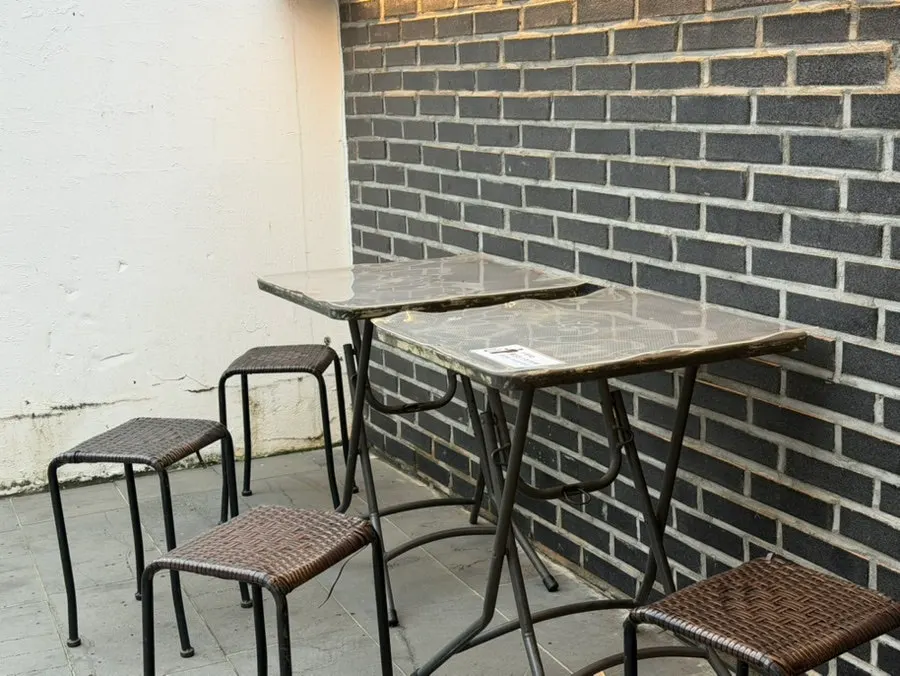 Tempat duduk untuk makan di Munkkocchi Mungangjeong