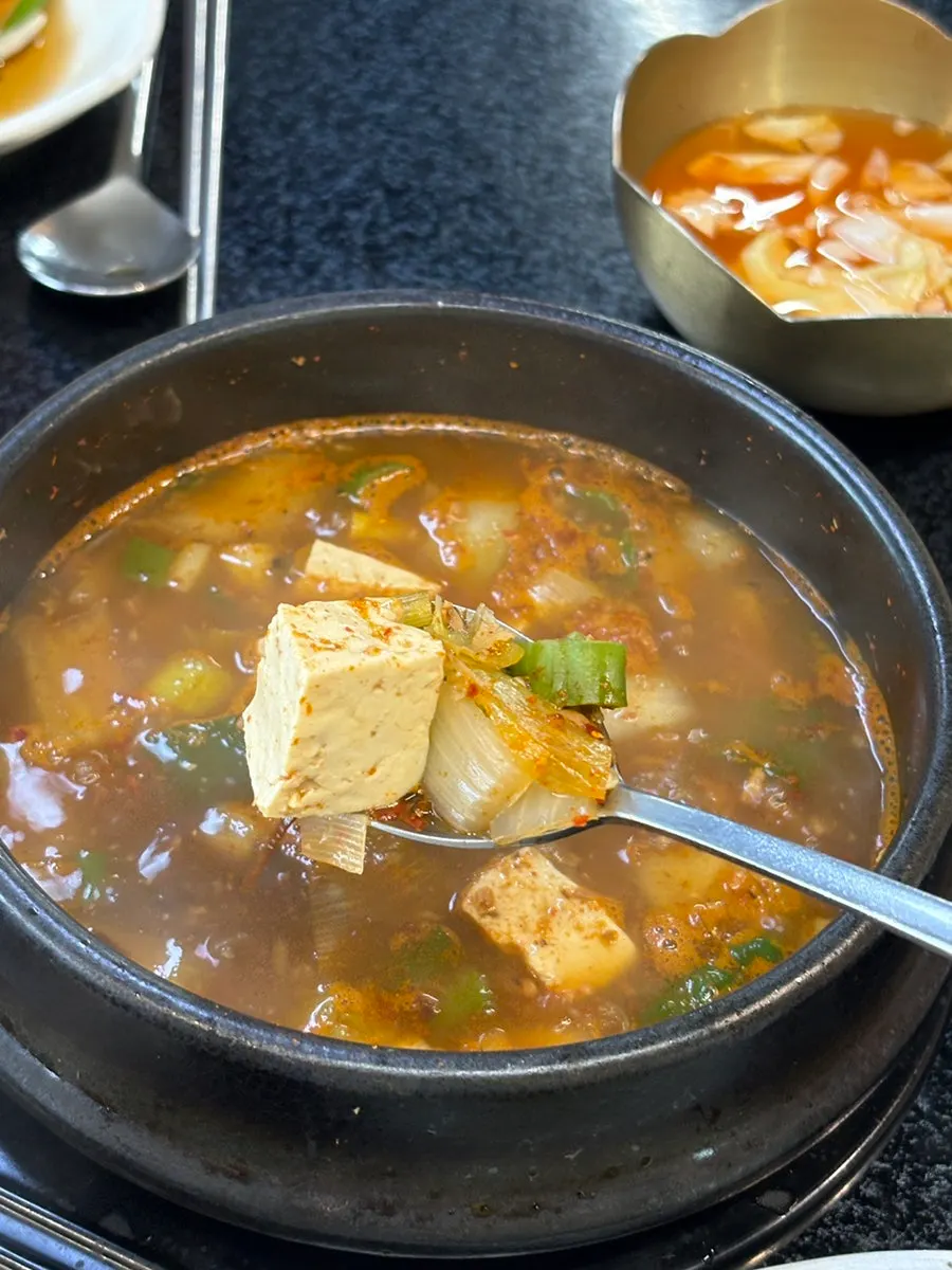 멸치육수 베이스 된장찌개 내용물
