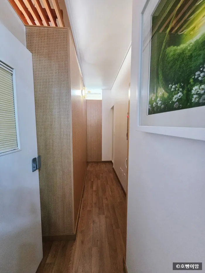 Interior flow and layout of the studio