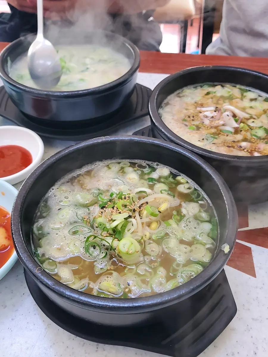Price list for Ogeorijip's bean sprout soup