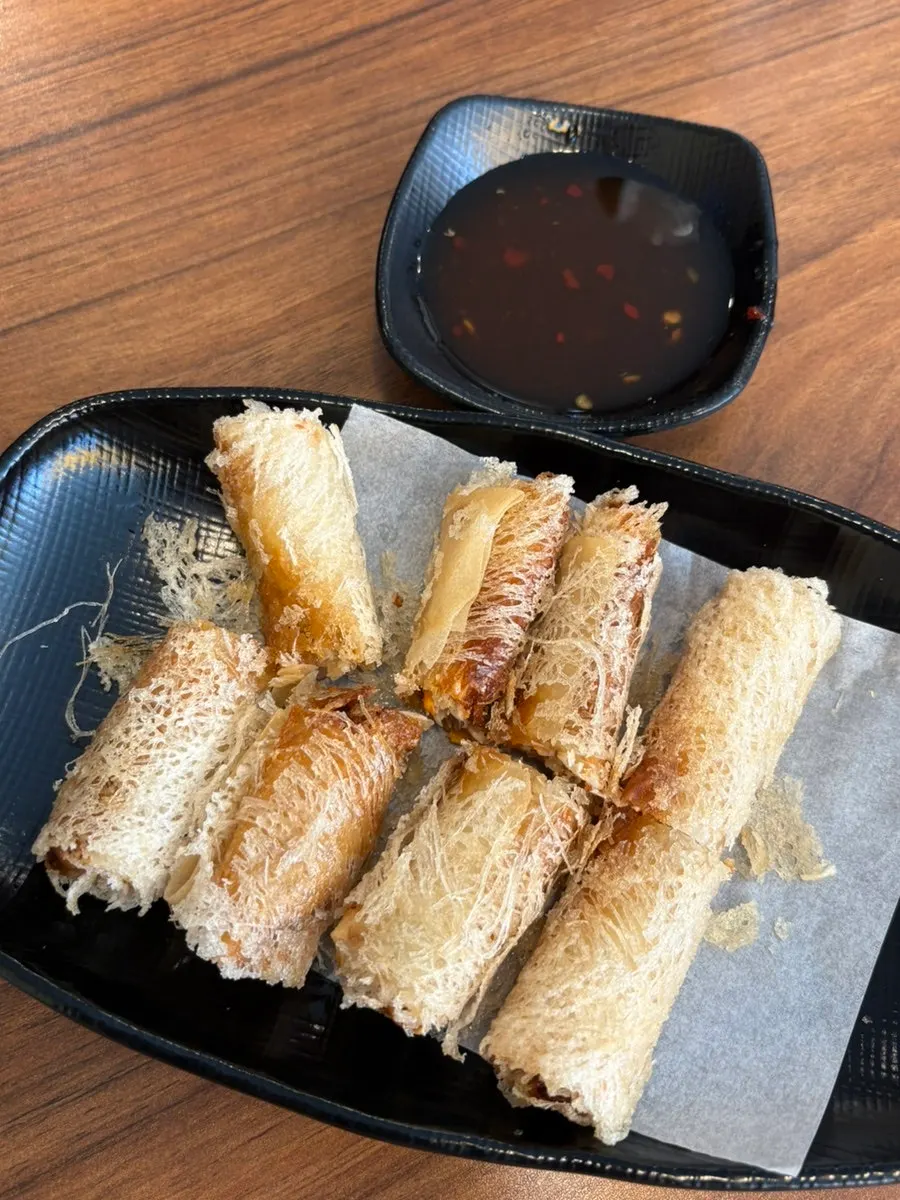 Phodam fried spring rolls with lots of vegetables