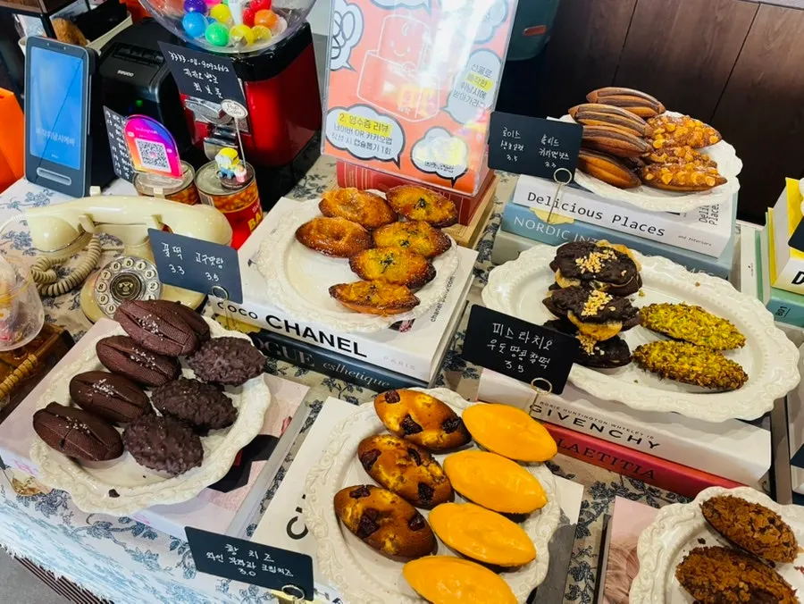 Display of financiers in flavors like chocolate and matcha