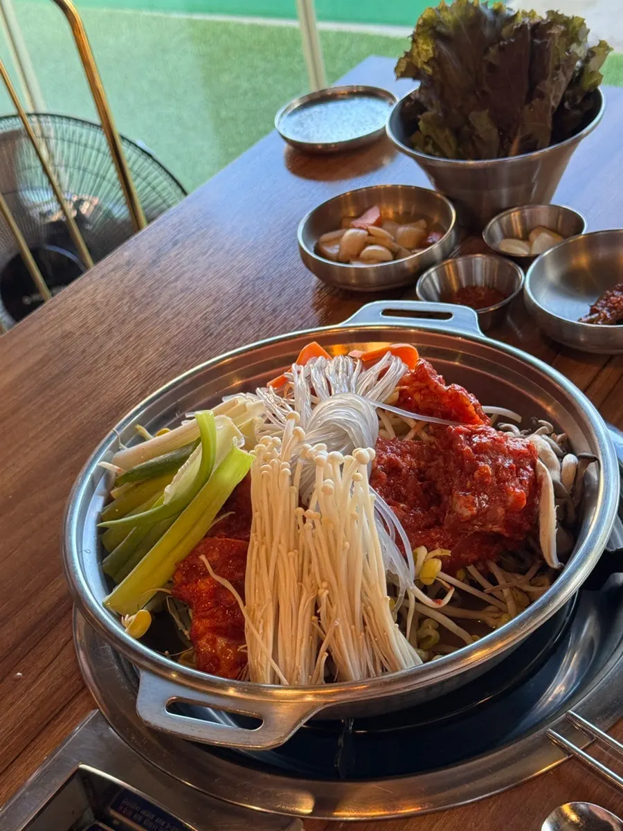 콩나물 숨이 죽어가는 갈비전골