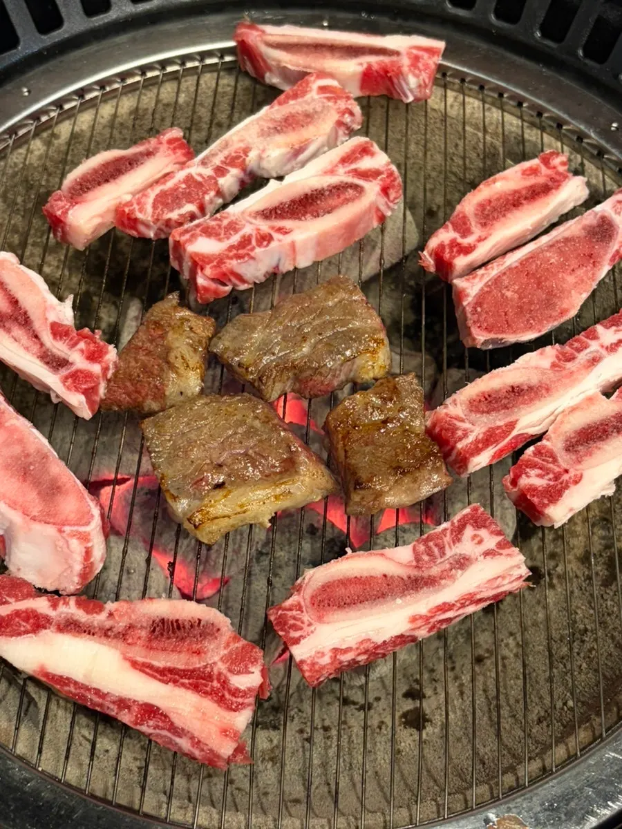 Fresh beef ribs grilled for diners
