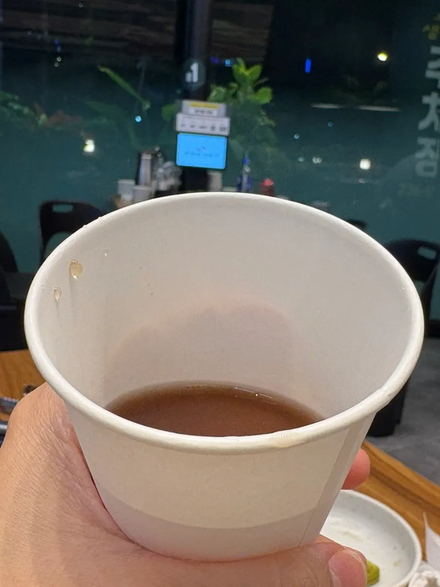 식사를 마친 우복금생갈비 서신점 테이블