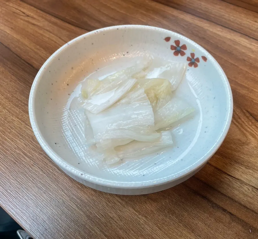 우복금생갈비 기본찬 백김치