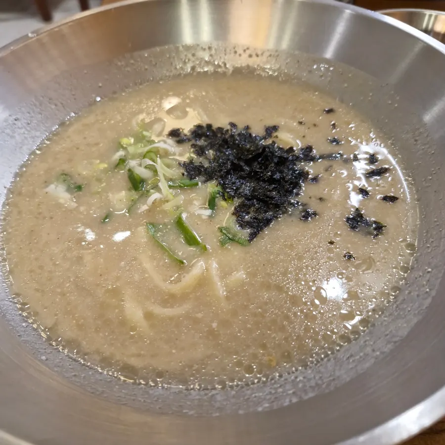 가족 외식하기 좋은 룸식당 좌석