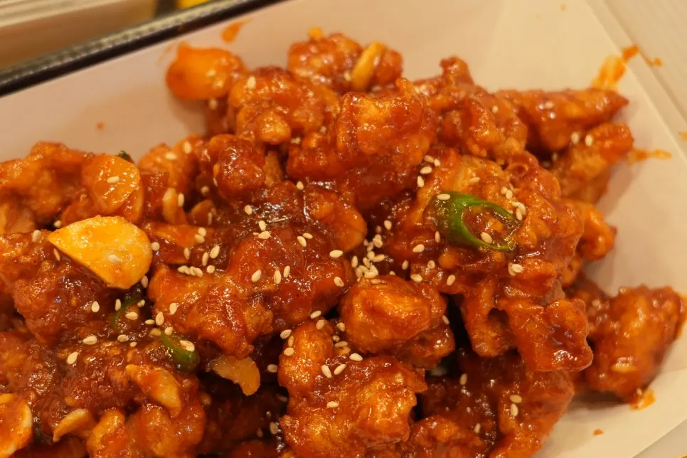 Dakgangjeong eaten as a hotel late-night snack