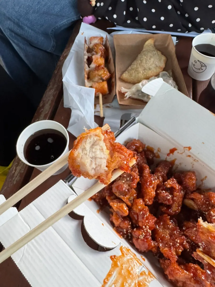 속살이 두툼한 양념 닭강정