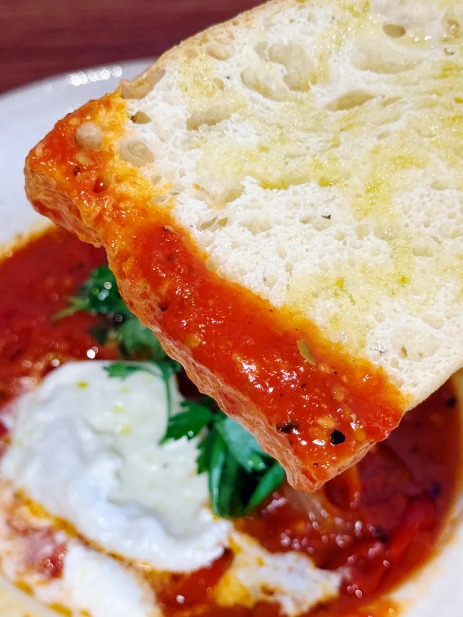 Focaccia paired with sauce