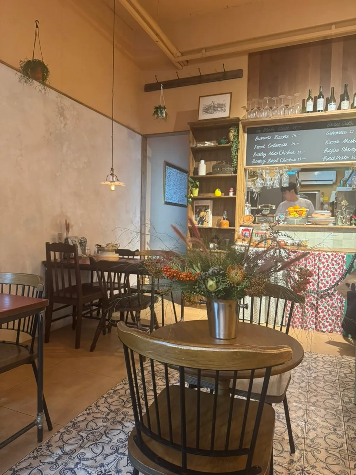 Side-by-side window seating at Brassway